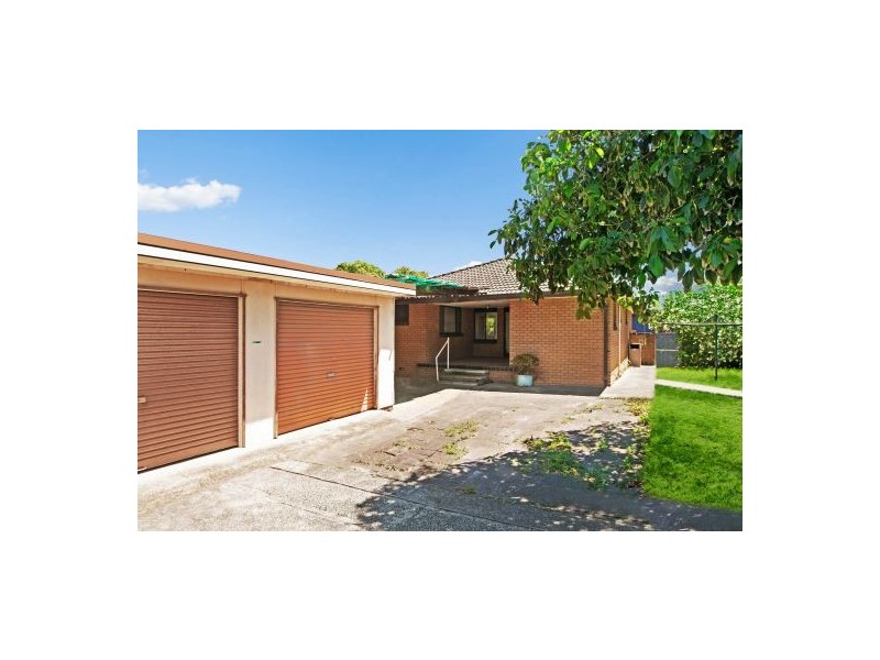 17 Beach Parade, Canton Beach NSW 2263