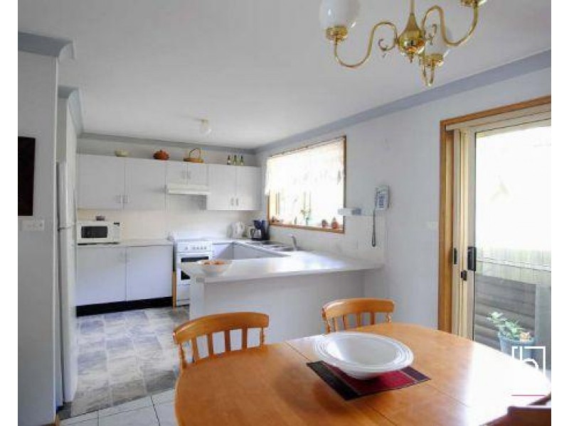 18a Twin Lakes Drive, Lake Haven NSW 2263