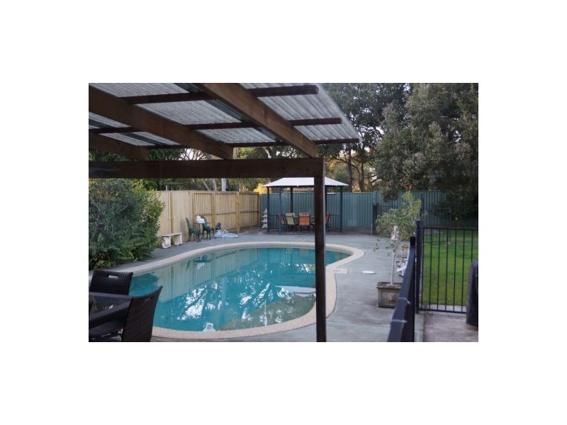2 Vimiera Close, Norah Head NSW 2263