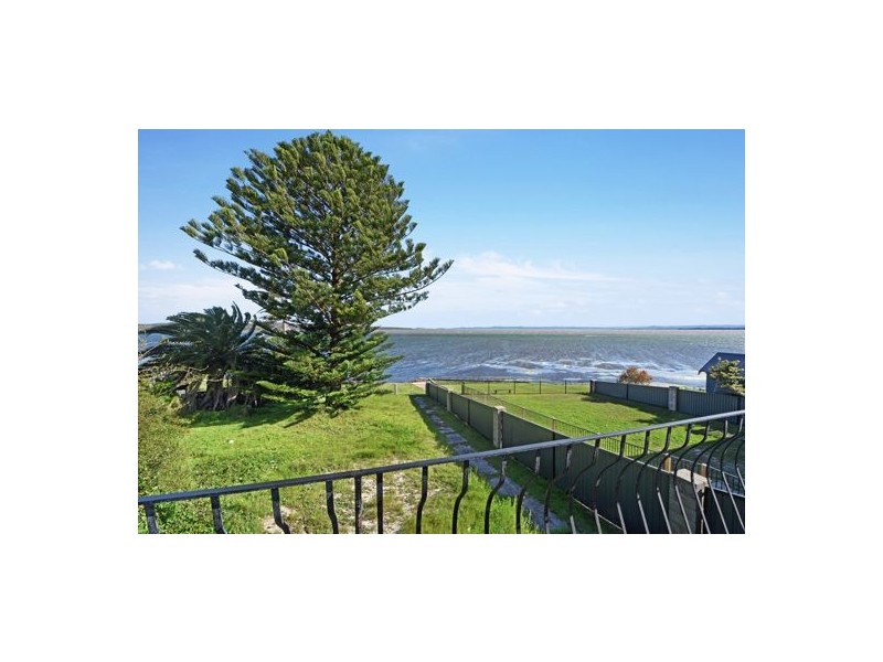 27 Moss Avenue, Toukley NSW 2263