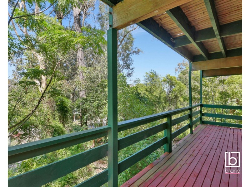 11 Hasluck Drive, Watanobbi NSW 2259