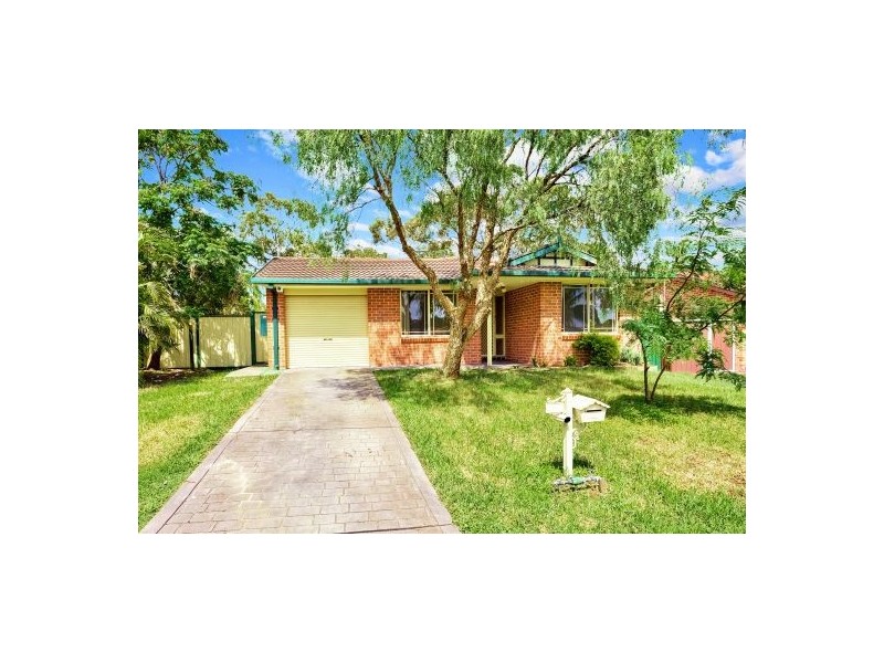 4 Karwin Close, Buff Point NSW 2262