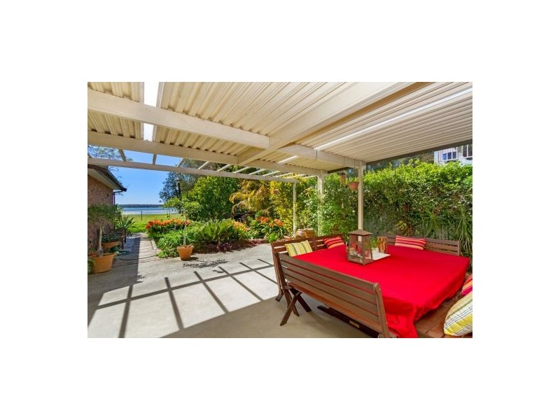 7 Panorama Av, Charmhaven NSW 2263