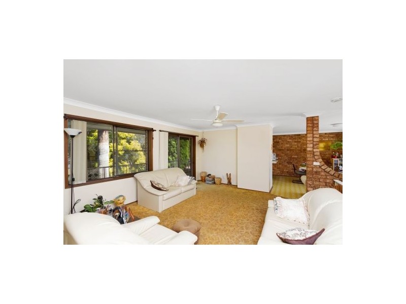 7 Panorama Av, Charmhaven NSW 2263