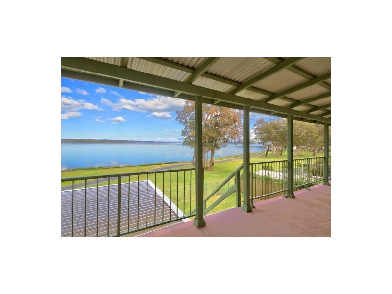 86 Diamond Head Drive, Budgewoi NSW 2262