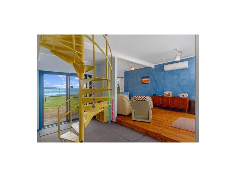 86 Diamond Head Drive, Budgewoi NSW 2262