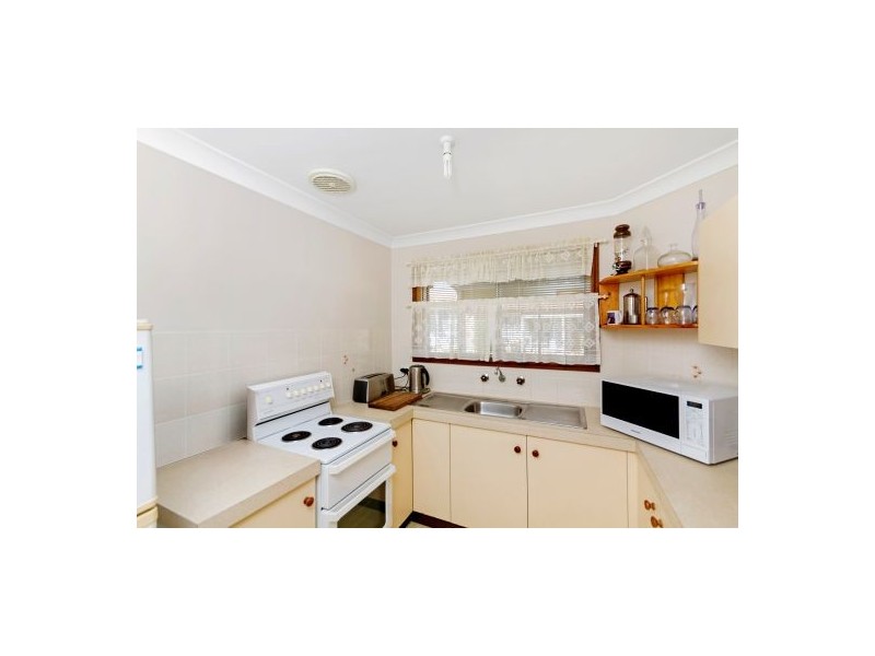 13/1 Dan Close, Gorokan NSW 2263