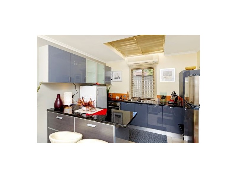 18 Leumeah Avenue, Chain Valley Bay NSW 2259