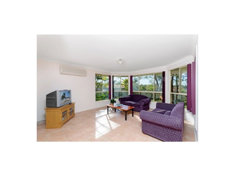 4 Linmar Close, Gwandalan NSW 2259