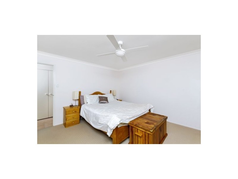 4 Linmar Close, Gwandalan NSW 2259