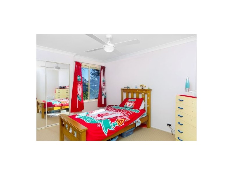 4 Linmar Close, Gwandalan NSW 2259