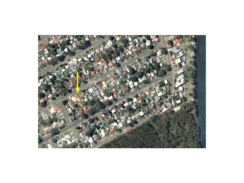 45 Campbell Parade, Mannering Park NSW 2259
