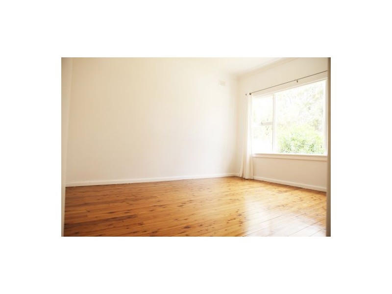 90 Sunrise Avenue, Budgewoi NSW 2262