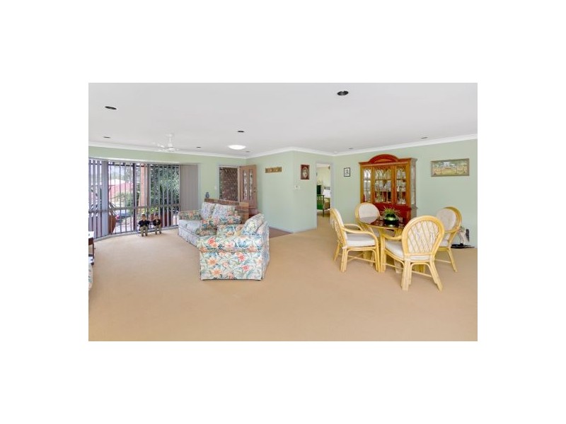 12 Leumeah Avenue, Chain Valley Bay NSW 2259
