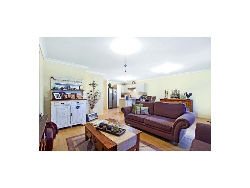 4 Wyreema Avenue, Charmhaven NSW 2263