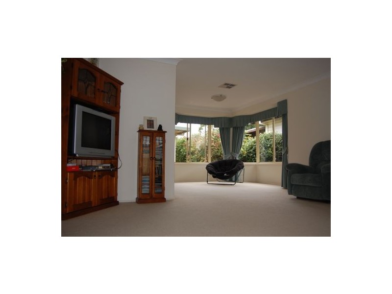 7 Hammond Road, Toukley NSW 2263