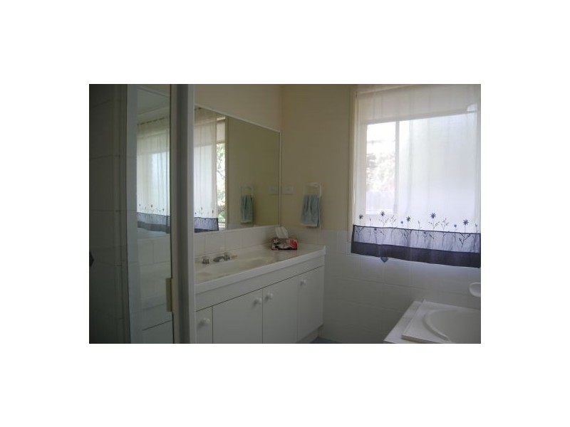 7 Hammond Road, Toukley NSW 2263