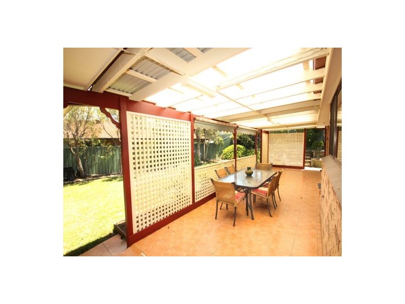 6 Bolton Street, Bateau Bay NSW 2261