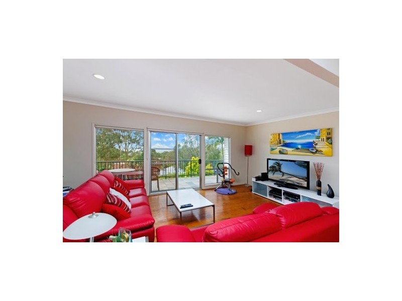 60 Donald Avenue, Kanwal NSW 2259