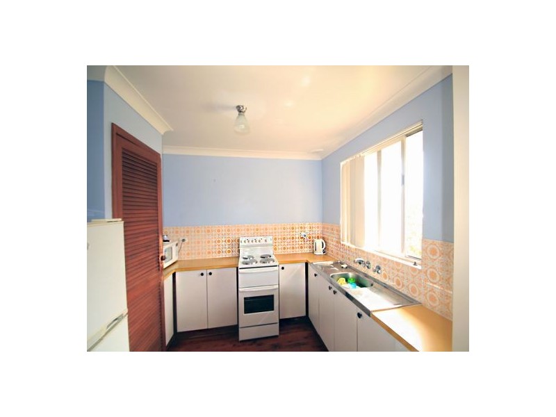 54 Dampier Blvd, Killarney Vale NSW 2261