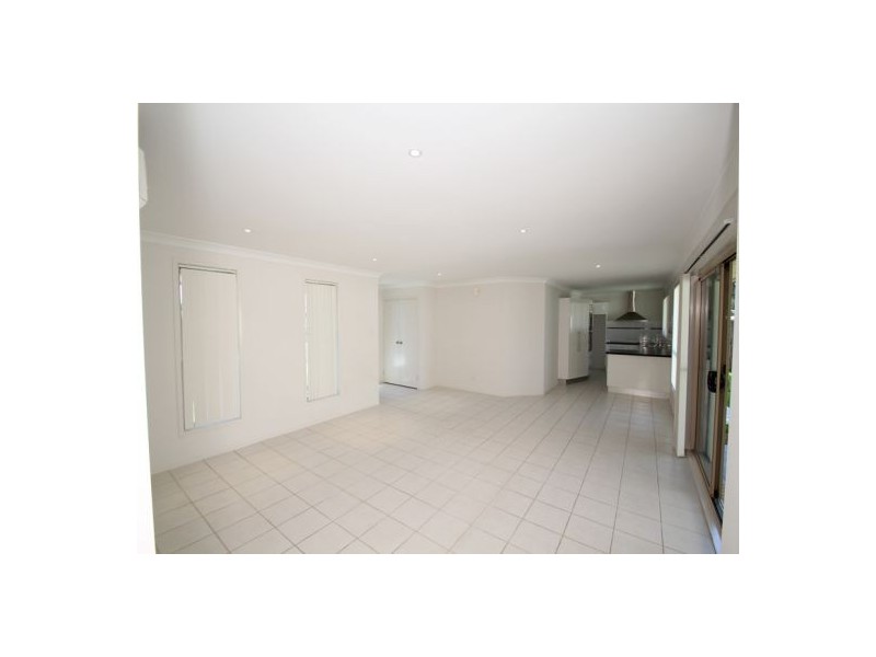 14a Hume Blvd, Killarney Vale NSW 2261