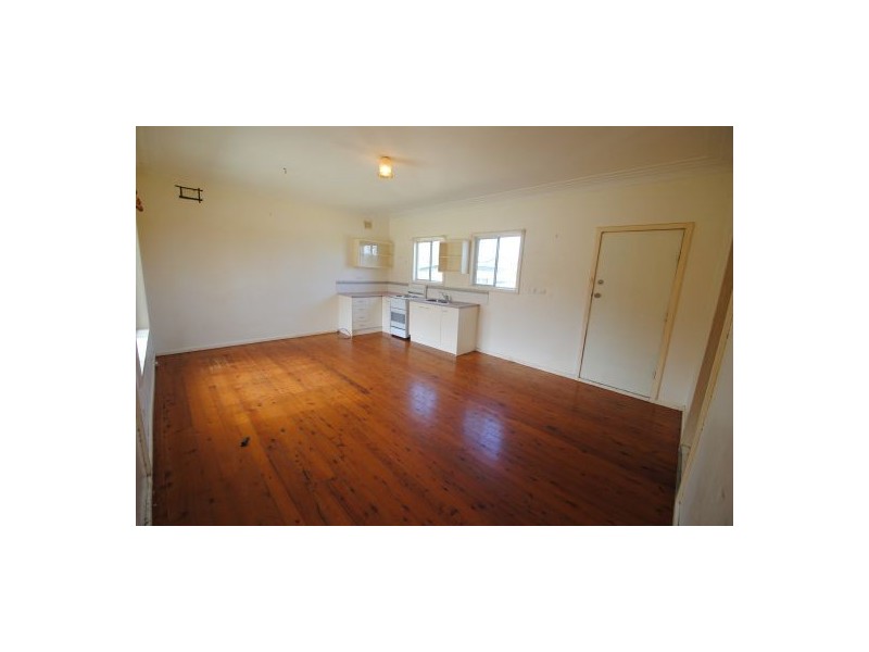 15 Jacqueline Avenue, Gorokan NSW 2263