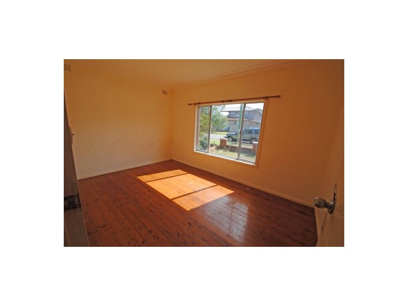 15 Jacqueline Avenue, Gorokan NSW 2263