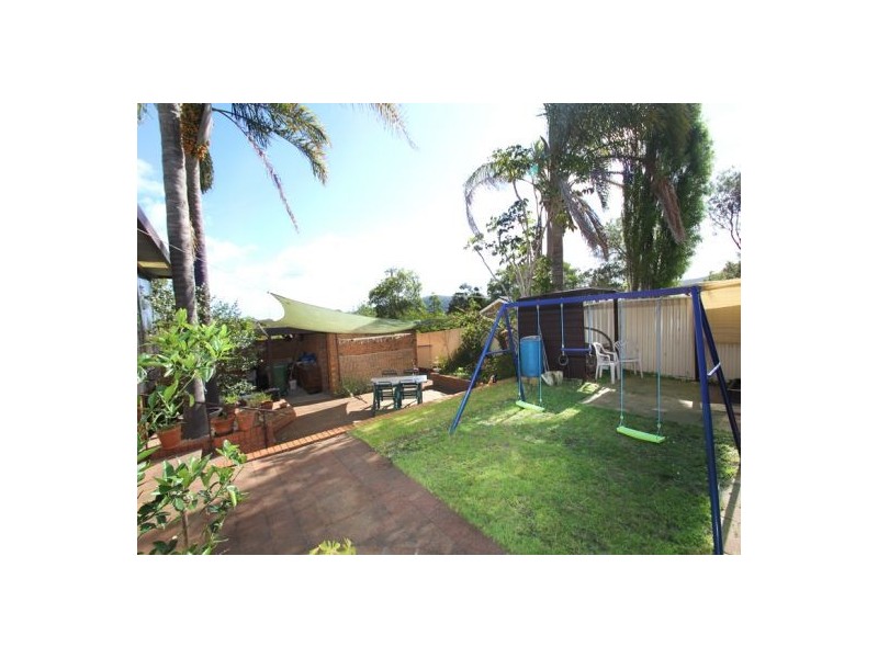 151 Cresthaven Ave, Bateau Bay NSW 2261