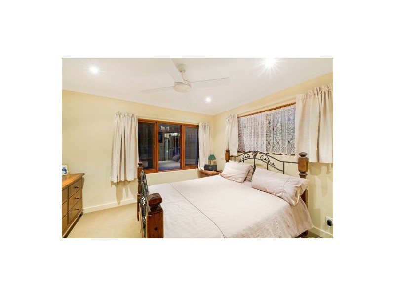 33 Kailua Avenue, Budgewoi NSW 2262