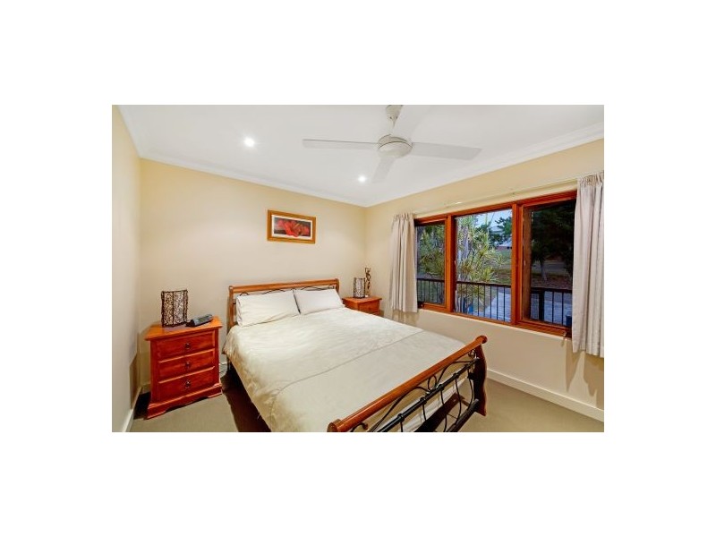 33 Kailua Avenue, Budgewoi NSW 2262