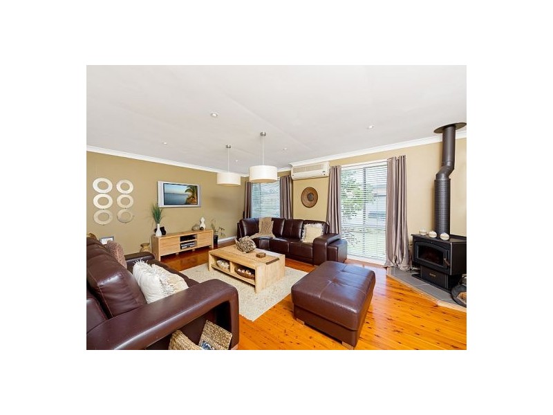 17 Lady Penrhyn Close, Bateau Bay NSW 2261