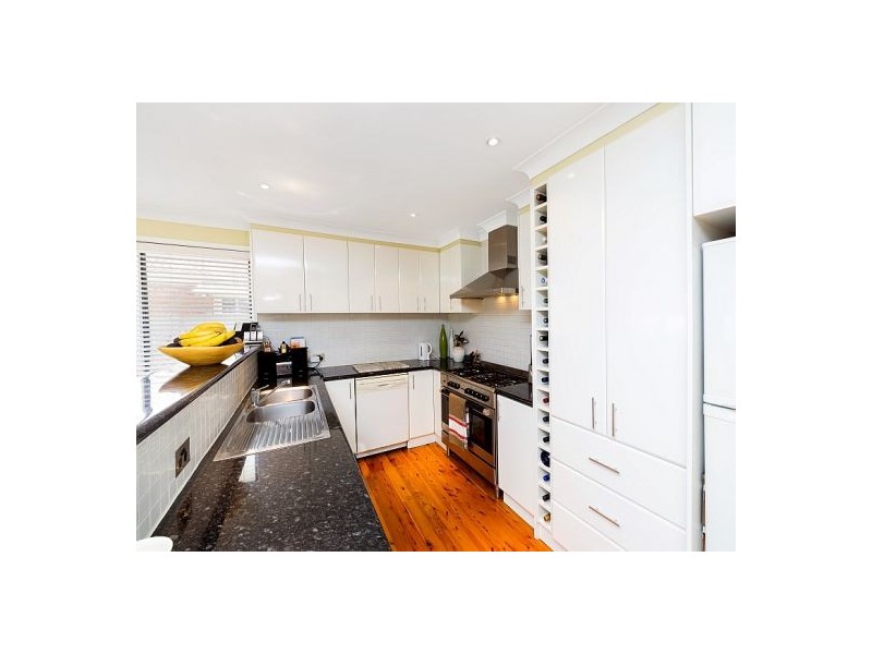 17 Lady Penrhyn Close, Bateau Bay NSW 2261