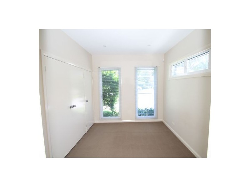 2/47 Ferndale St, Killarney Vale NSW 2261