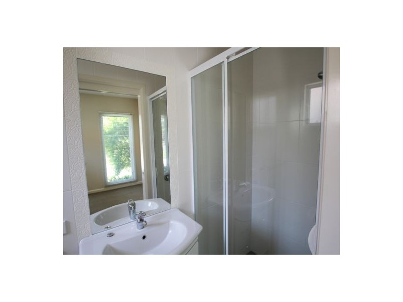 2/47 Ferndale St, Killarney Vale NSW 2261