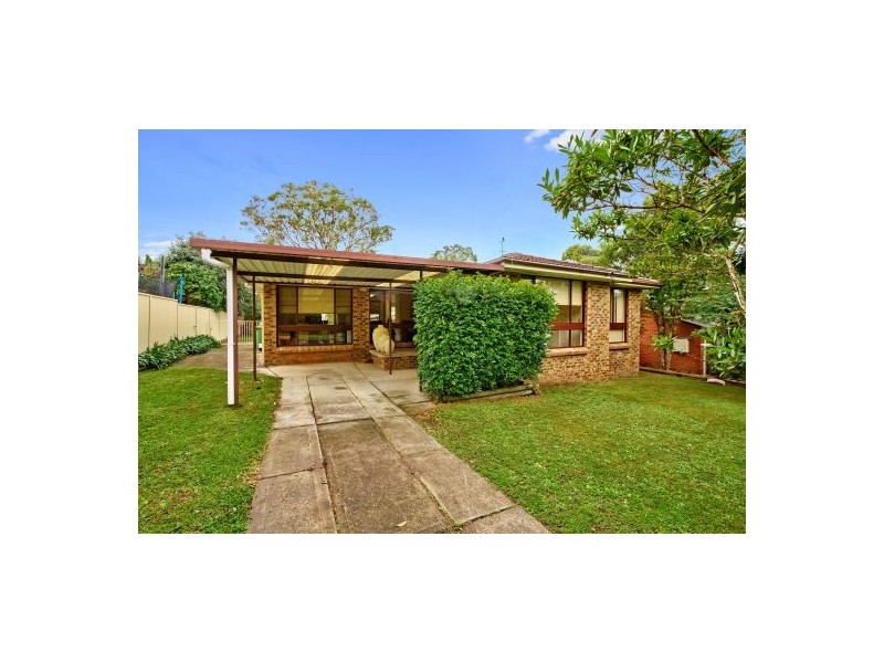 5 Carmel Avenue, Budgewoi NSW 2262