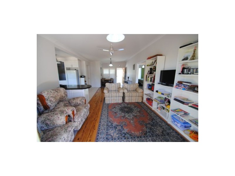 20A Hammond Road, Toukley NSW 2263