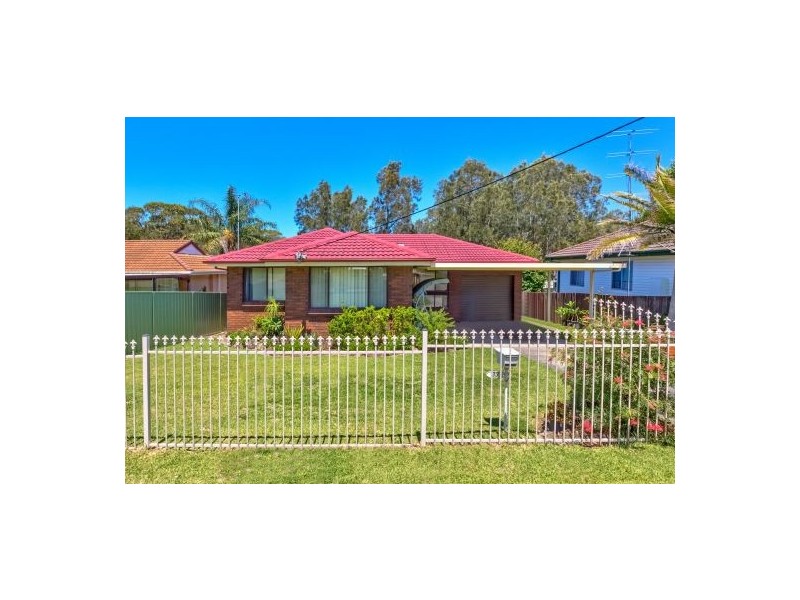 33 Sixth Avenue, Toukley NSW 2263