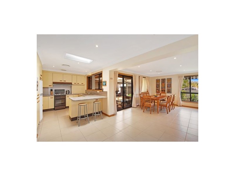 4 Pandora Parade, Noraville NSW 2263