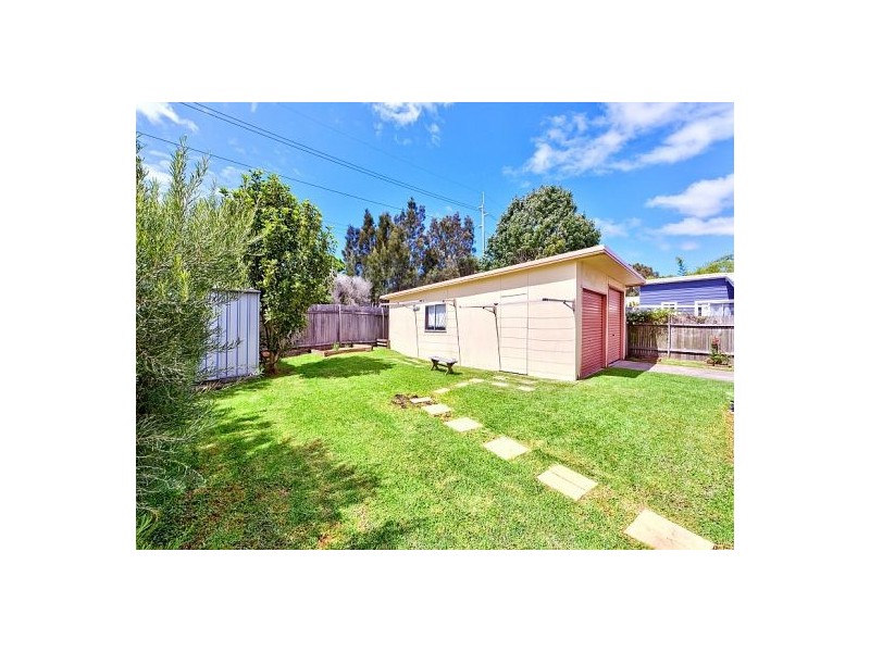 36 Kathleen White Cres, Killarney Vale NSW 2261