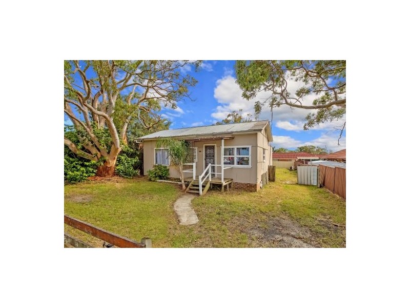 306 Main Road, Toukley NSW 2263