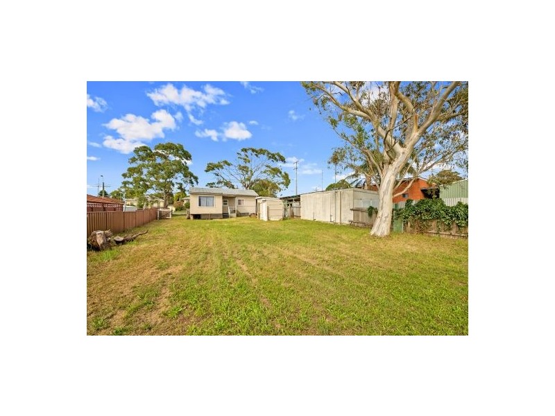 306 Main Road, Toukley NSW 2263