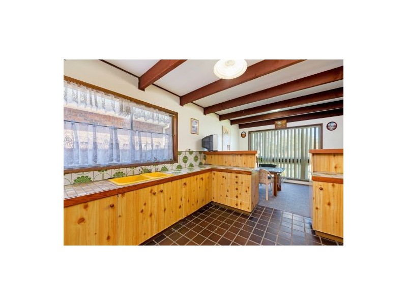 3 Kanimbla Avenue, Charmhaven NSW 2263