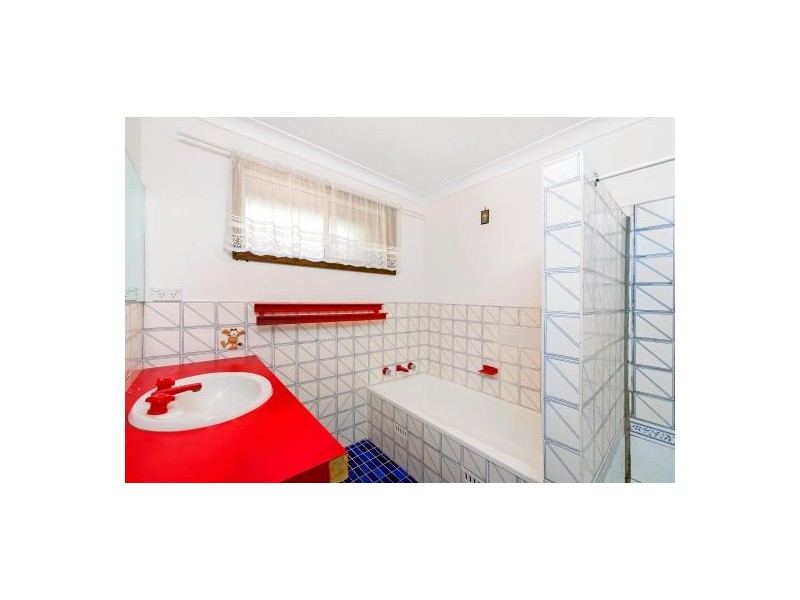 3 Kanimbla Avenue, Charmhaven NSW 2263