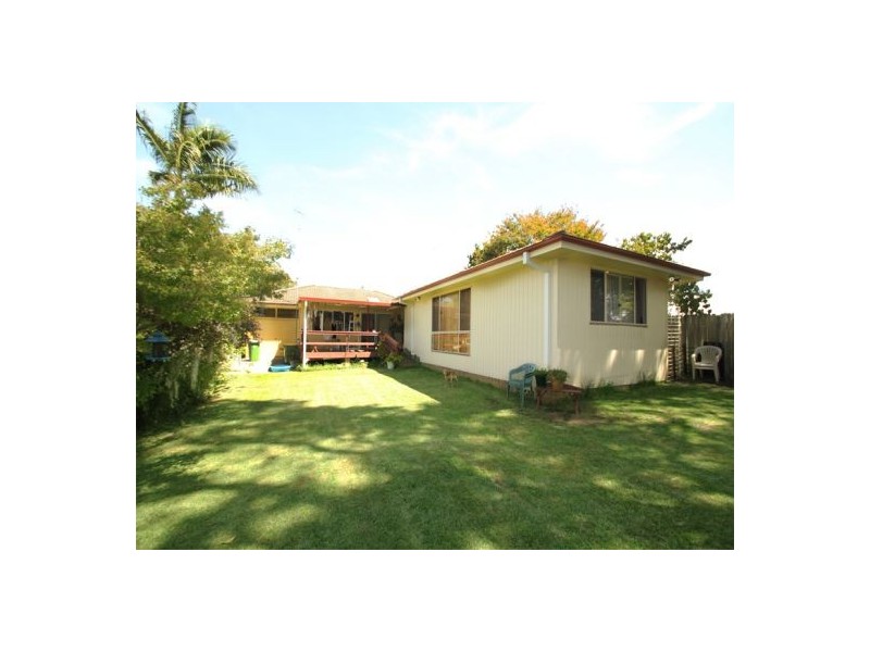 1 Panorama Parade, Berkeley Vale NSW 2261