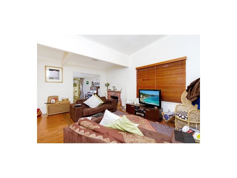 6 Soldiers Point Drive, Norah Head NSW 2263