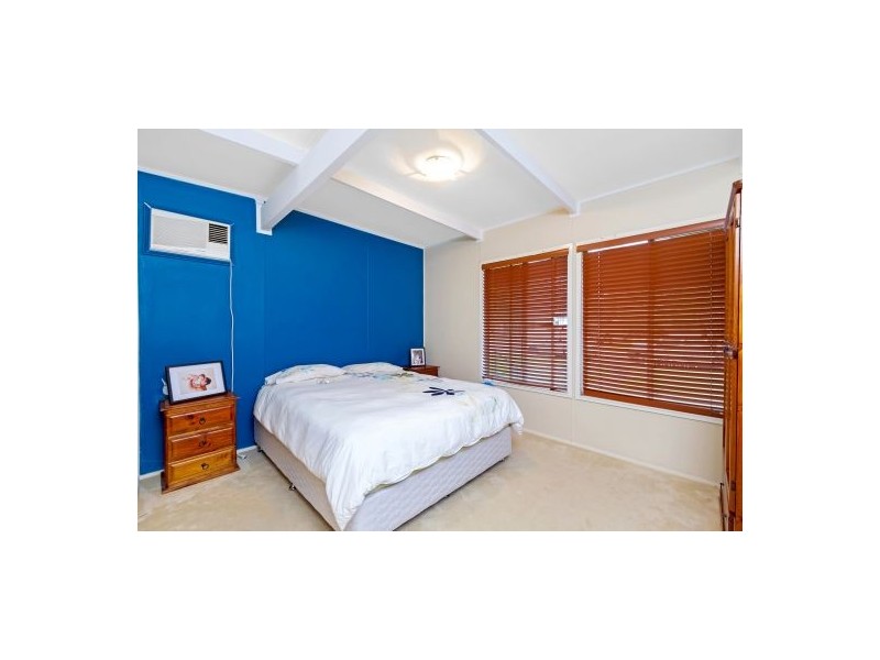 6 Manoa Road, Budgewoi NSW 2262