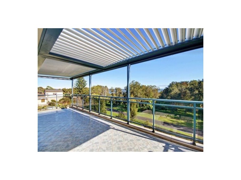55 Lakeside Parade, The Entrance NSW 2261
