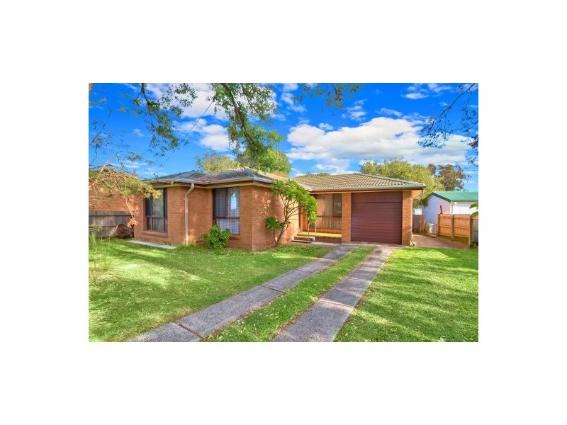 4 Kimberley Street, Gorokan NSW 2263