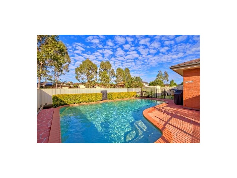 12 Highcliff Close, Woongarrah NSW 2259