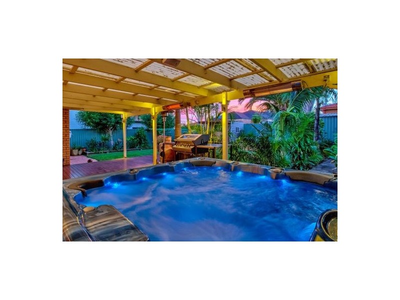 38 Laelana Avenue, Budgewoi NSW 2262